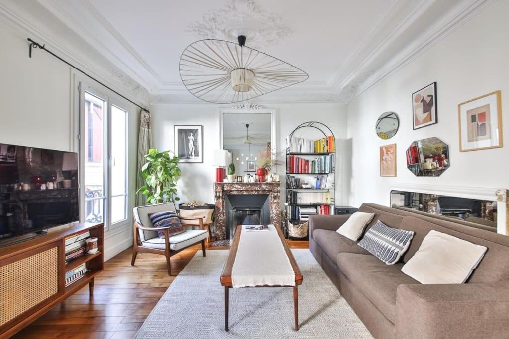 Appartement Chaleureux Au Coeur De Montmartre Parijs